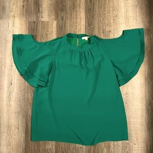 Jade Exposed Shoulder Ruffles Short Sleeve Blouse in Green. Size Small.